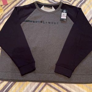 COPY - Women’s UA crew sweatshirt NWT